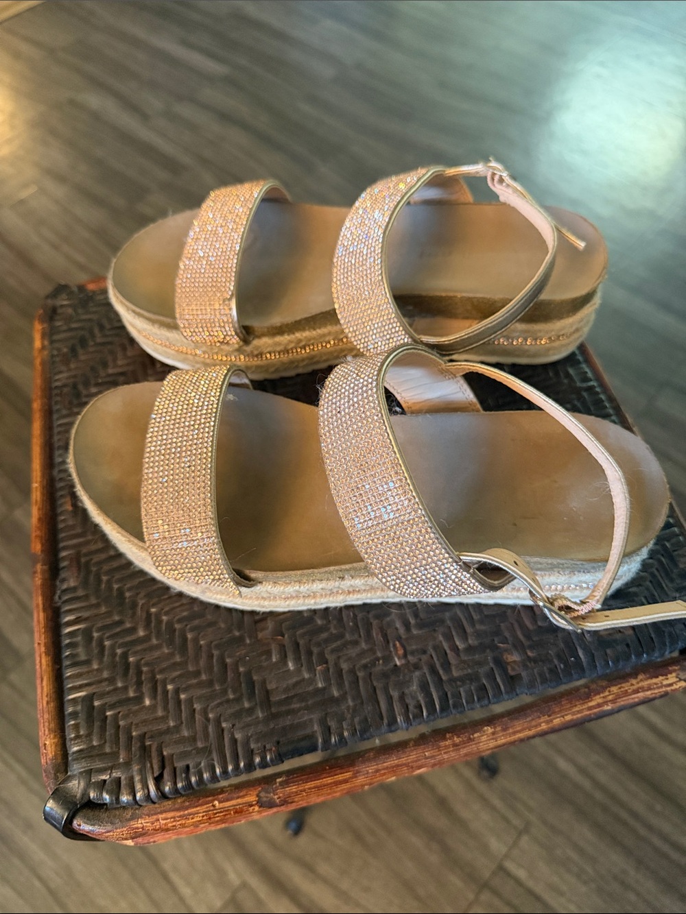 Ladies shoes